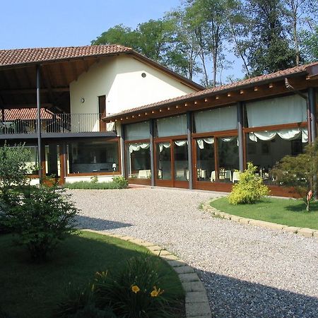 Albergo Giardino Sannazzaro de' Burgondi エクステリア 写真